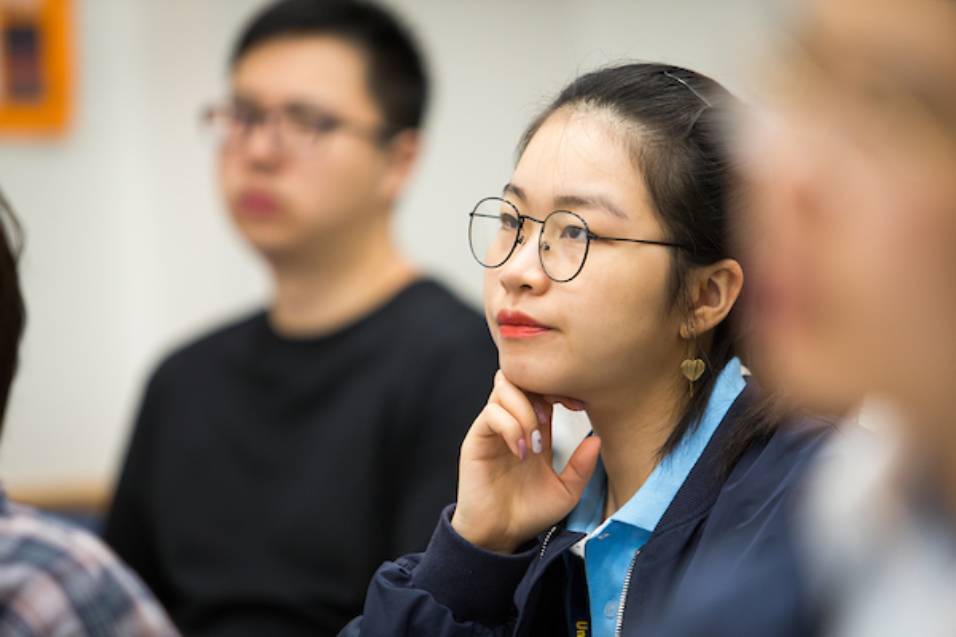 Intensive English image